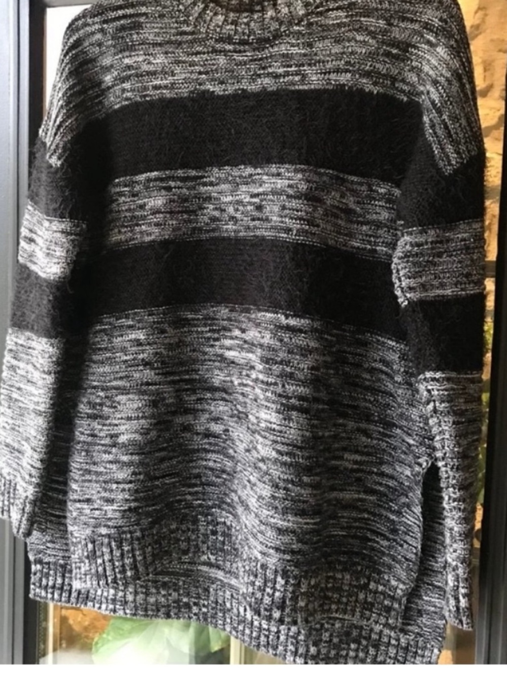 BLACK TAPE Heather Grey and Black Sweater Size L EUC